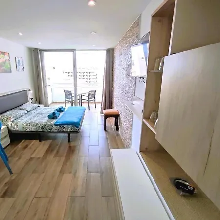 Sea Views Estudio Ponderosa Near The アパート